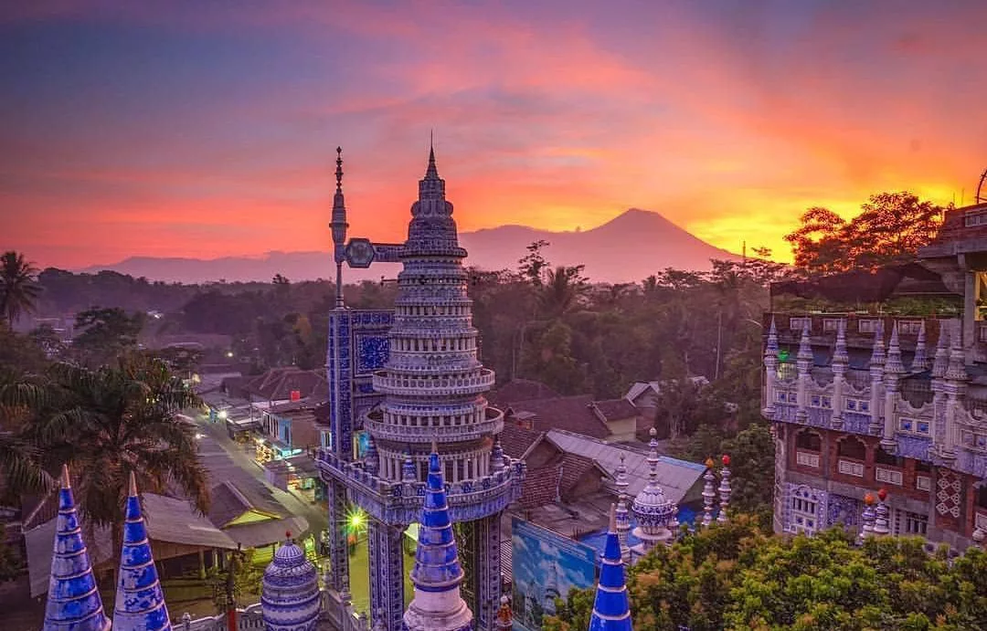 Masjid Tiban Malang - instagram.com/@malangchannel