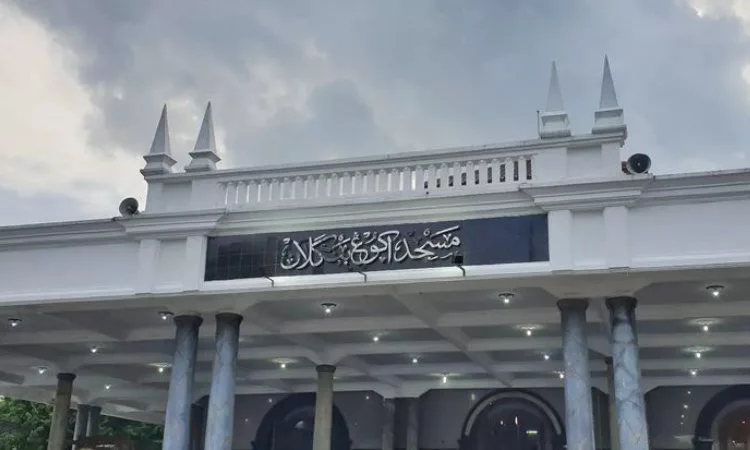 Masjid Agung Bangkalan - Sumber: jogja.suaraindonesia.co.id