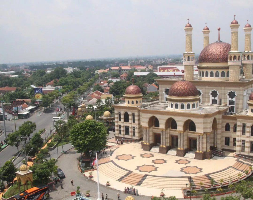 Masjid Al Aqsa Klaten - instagram.com/@koransolopos 