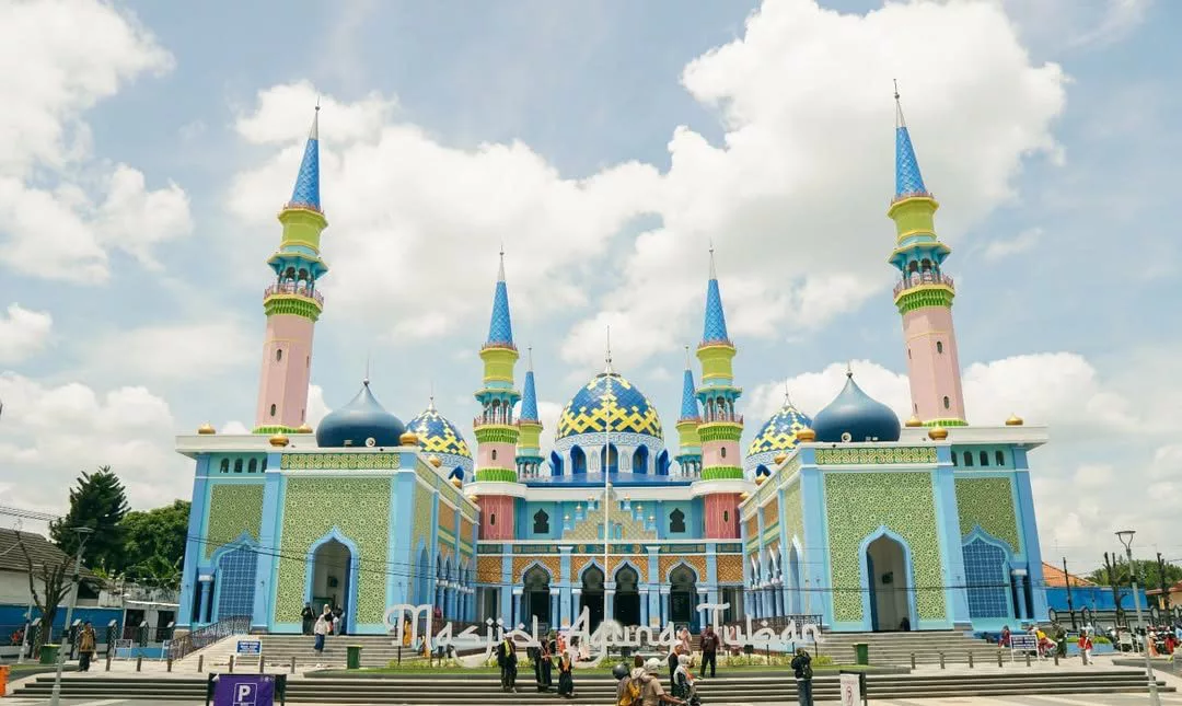 Masjid Agung Tuban - instagram.com/@rafifeyez7