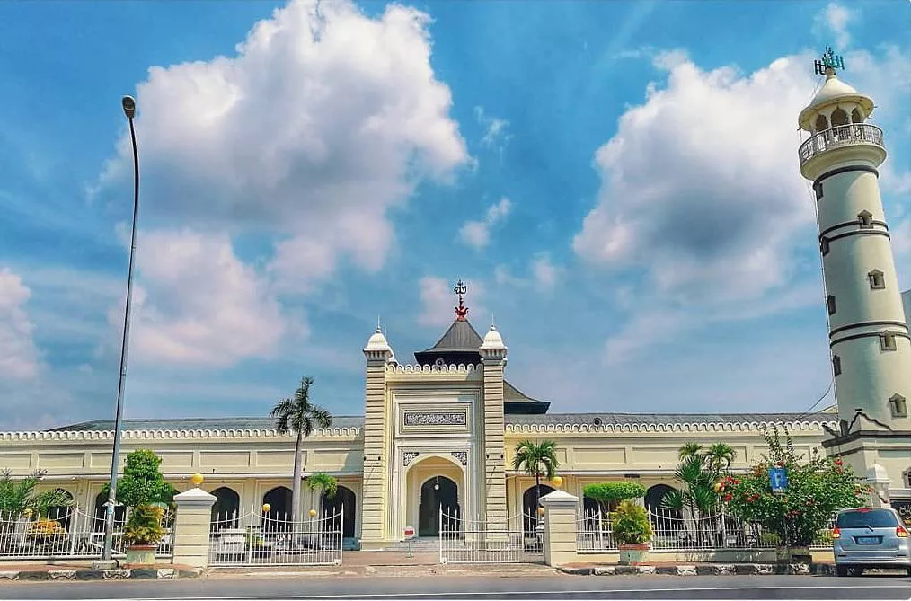 Masjid Jami Pekalongan - instagram.com/@explorepekalongan