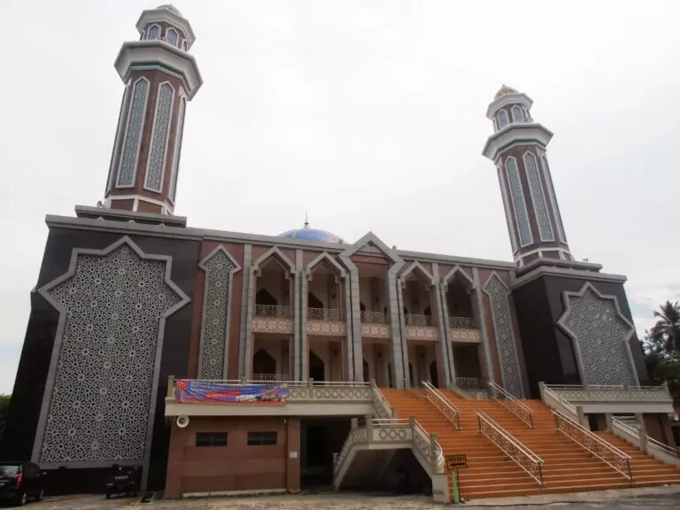 Keunikan Masjid At-Taqwa Balikpapan yang Jarang Diketahui Orang