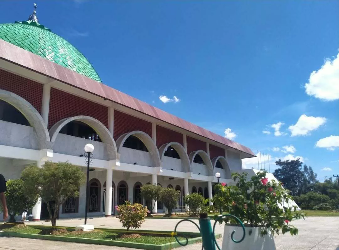 Masjid Agung Al-Mubarak Muara Bungo - instagram.com/@zuhaid_nazmi