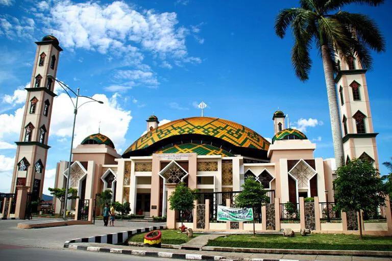Lebih dari Masjid, Masjid Agung Al-Muhsinin jadi Ikon Religi Megah