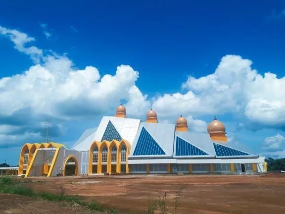 Mengungkap Keagungan Arsitektur dari Masjid Agung Dharmasraya