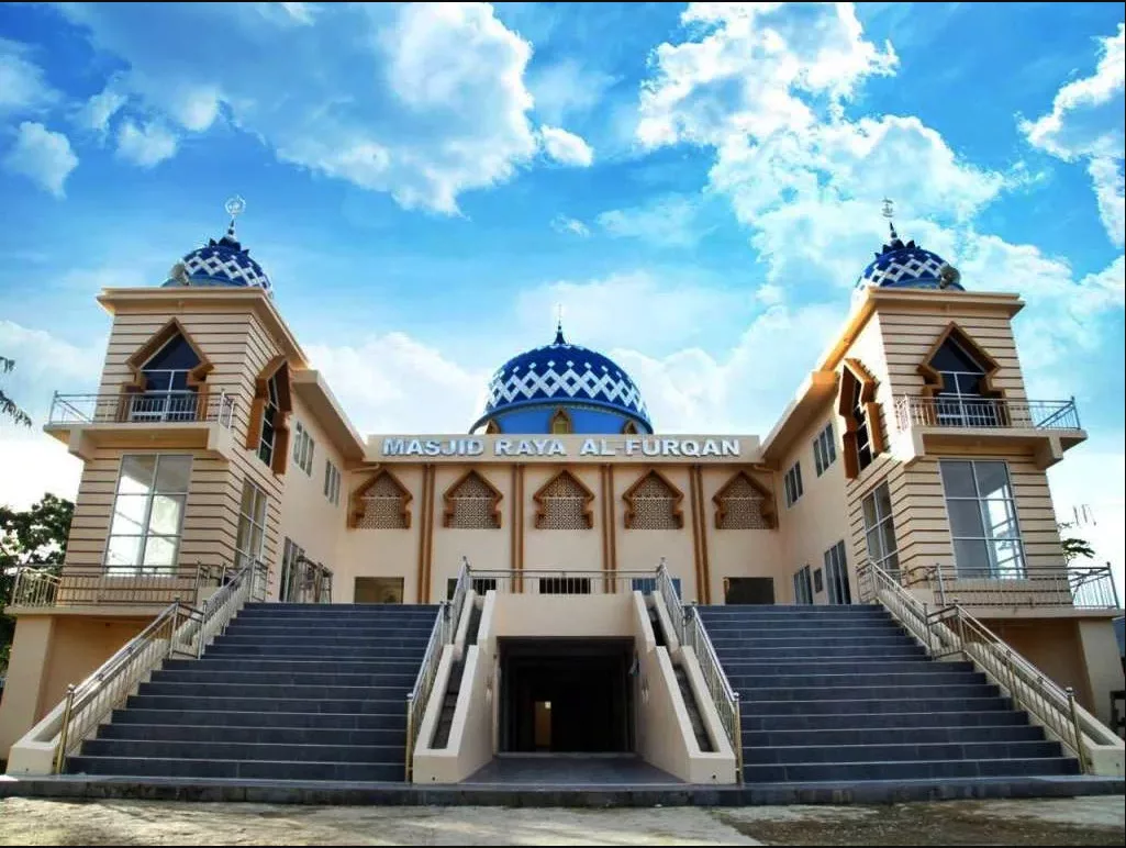 Masjid Agung Gunungsitoli - image source: indoplaces.com