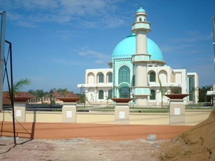 Masjid Agung Baturaja Ikon Wisata Religi Kabupaten Ogan Komering