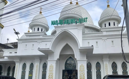 Masjid Agung Lahat Pusat Ibadah Umat Islam