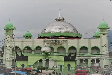 Masjid Agung Tangah Sawah Warisan Islam Nan Megah