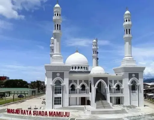 Masjid Agung As-Syuhada Mamuju, Destinasi Wisata Religi yang Memikat
