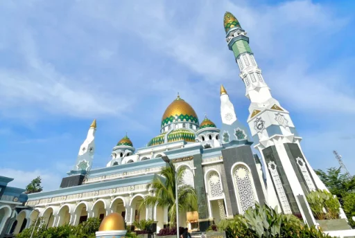 Masjid Agung As-Salam Kota Lubuk Linggau: Megah dan Penuh Makna
