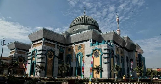 Masjid Raya Jakarta Islamic Centre, Ikon Megah Jakarta
